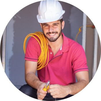 Eletricista Industrial em Zanzala