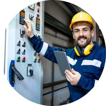 Eletricista Industrial em Zanzala