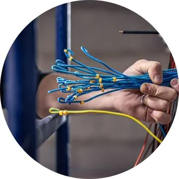 Serviços oferecidos por um eletricista em Osasco
